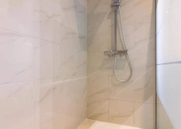 Appartement Moderne Et Elegant Quartier Saint-jean 2 *